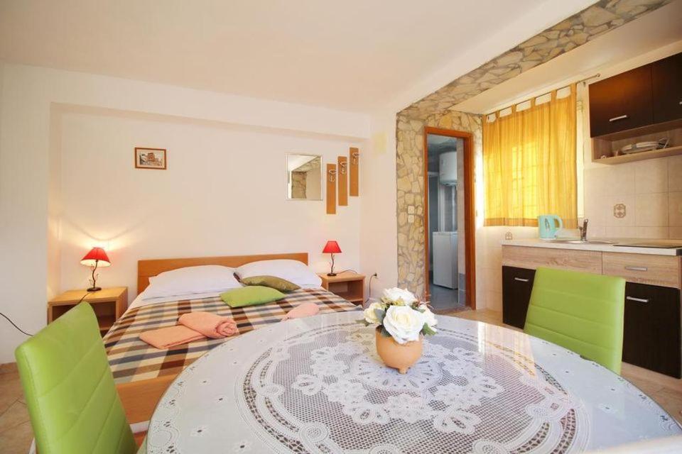 Apartmani L&Z Petrčane Exterior foto